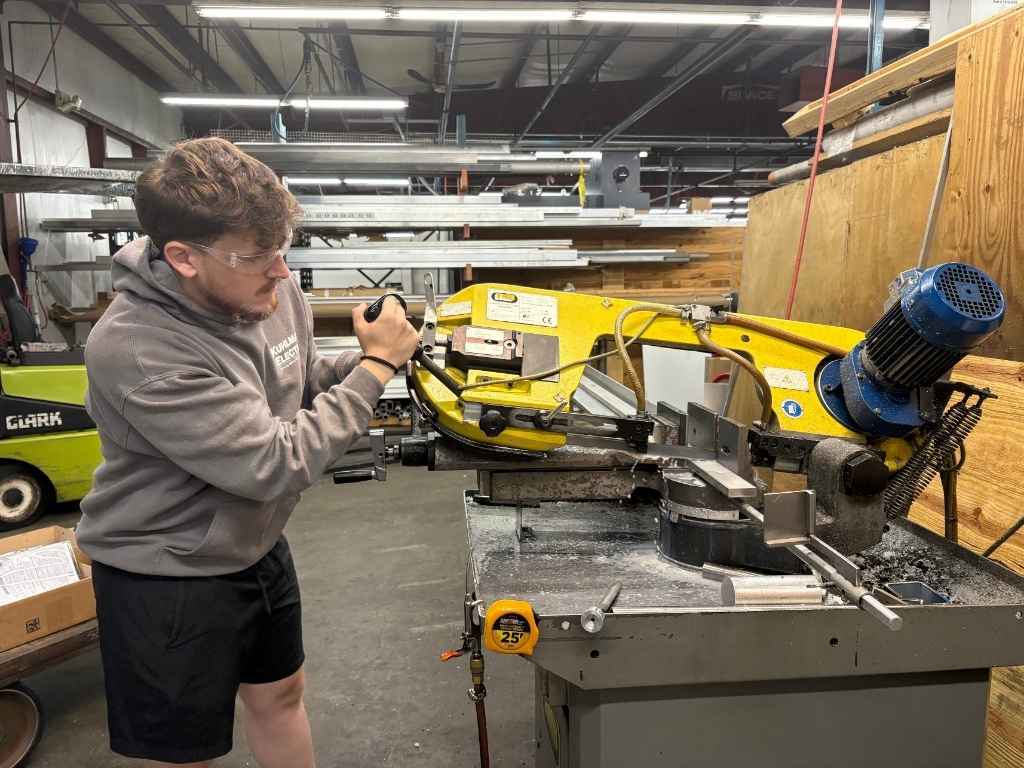 emi-additional-machining-services-sawing