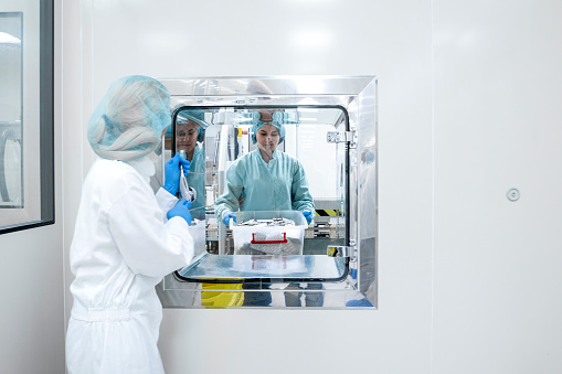 emi-clean-room-assembly-packaging