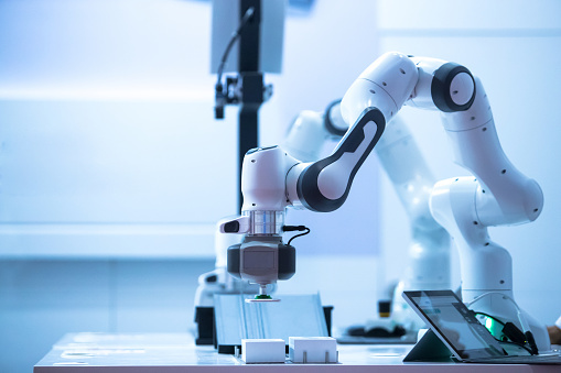 emi-industries-served-medical-life-sciences