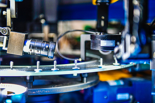 emi-industries-served-optical-instruments-photonics